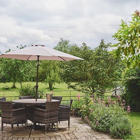 Apple Tree Cottage Beckford Luaran gambar